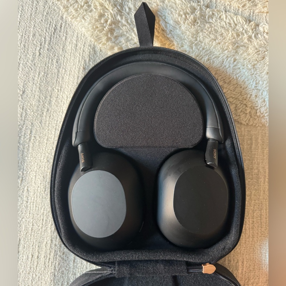 Sony WH-1000XM5 Wireless Noise Canceling Headphones